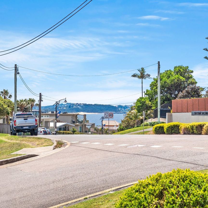 Large Three Bedroom Apartment - Photo 1