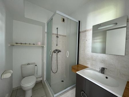 Location Appartement 1 pièce 25m² LA RAVOIRE 73490 - Photo 2