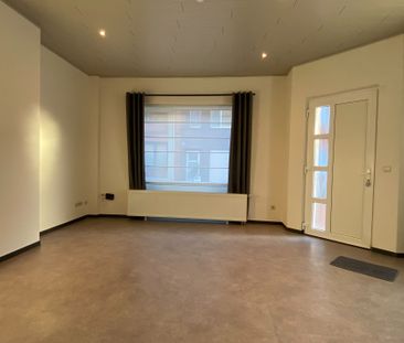 Gerenoveerd gelijkvloers appartement met 2 slaapkamers in Runkst - Foto 6