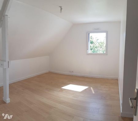 L'HERMITAGE, proche bourg, maison type 7 de 2015, 165 m², comprenant: - Au rez-de-chaussée: e... - Photo 5