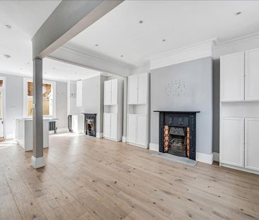 3 bedroom terraced house to rent - Photo 3