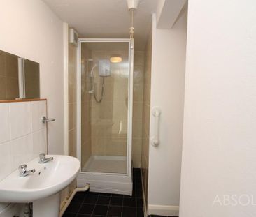 2 bedroom apartment to rent - Photo 6