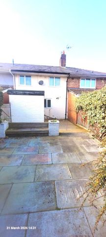 3 bedroom terraced house to rent - Photo 4