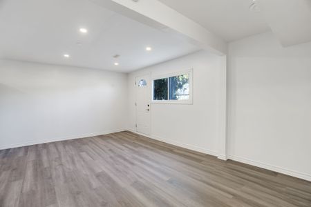 For Lease - 142 Meadowlands Drive, Meadowlands - Crestview and Area, Ontario - Photo 4