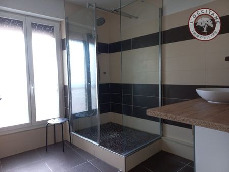 Location Appartement 4 pièces 115m² L ISLE JOURDAIN 32600 - Photo 4