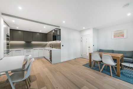 Savoy House, Chelsea Creek, Fulham, SW6 - Photo 2