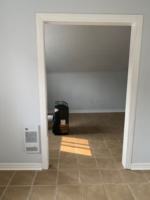 For Lease - 1530 Stittsville Main Street Unit# B, Stittsville - Munster - Richmond, Ontario - Photo 1