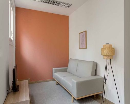 Rua do Conde de Redondo, Lisbon, Lisbon 1150-108 - Photo 1