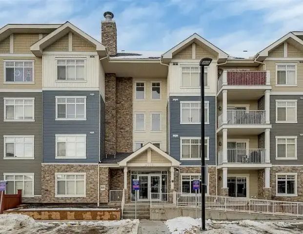 2 Bedroom, 2 Washrooms, Prime Location, school, mall, groceries close by. | Calgary - Photo 1