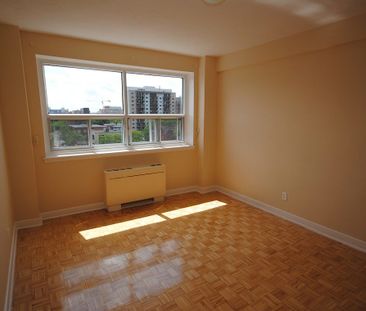 Perfectly Located in Centretown Ottawa - Central AC included in the... - Photo 4