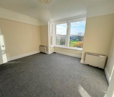 Property to rent - Photo 4