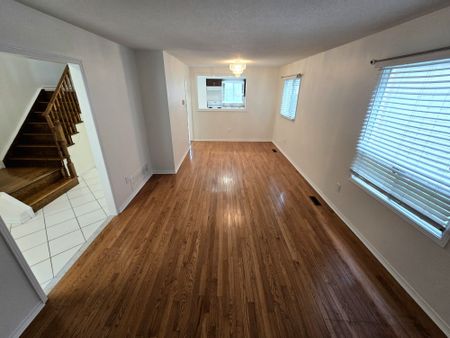 For Lease - 1592 MARSHCOURT Drive Unit# MAIN, Pickering, Ontario - Photo 4
