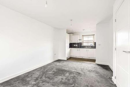 Flanders Close, Town Centre, OX26 - Photo 3