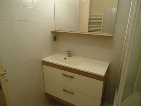 Location Appartement 2 pièces 48m² FOURCHAMBAULT 58600 - Photo 5