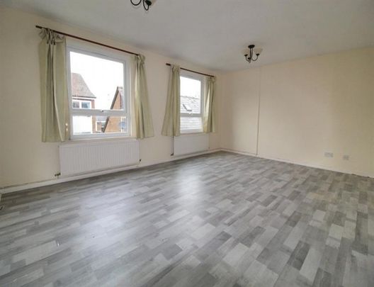 2 Bedroom Apartment Available Arranging tenancy - Photo 1