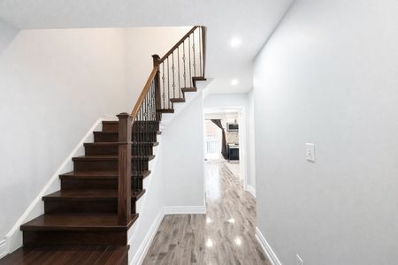 For Lease - 3280 Pilcom Crescent, Mississauga, Ontario - Photo 3