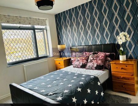 1 bedroom in a house share to rent - Photo 3