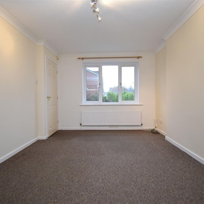 St Peters Gate, Ossett - Photo 1