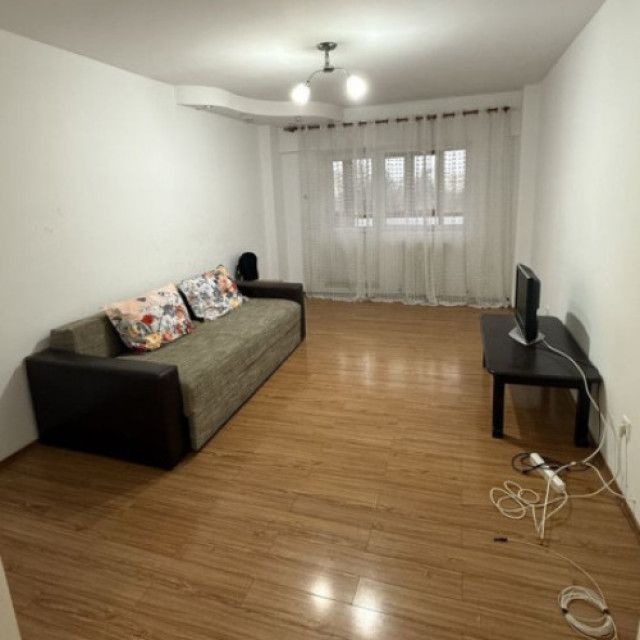 Apartament 3 camere, 88 mp, zona 9 Mai - Photo 1