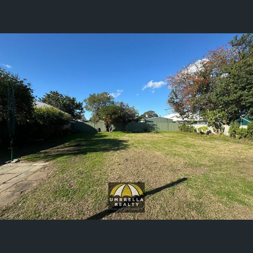 17 Hislop Street, East Bunbury, WA 6230 - Photo 1