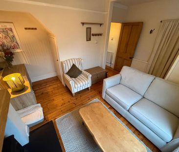 2 bedroom terraced house to rent - Photo 2