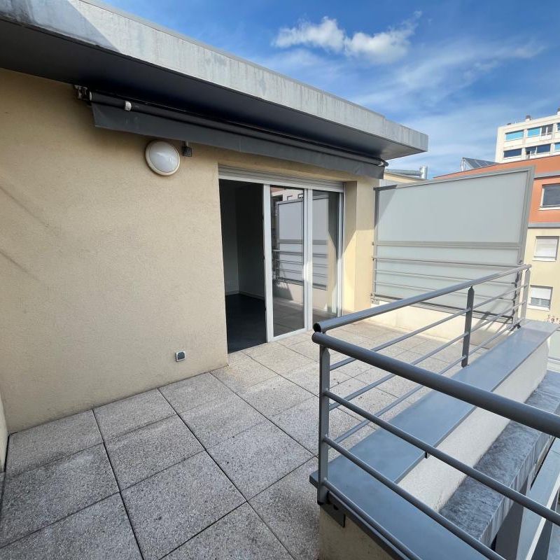 Magnifique F2 récent avec BALCON-TERRASSE et GARAGE à louer secteur Bellevue - Photo 1