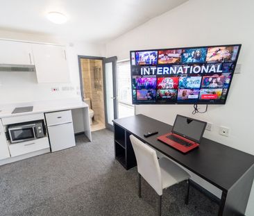 Studio Flat, Pershore Road, B5 - Photo 2