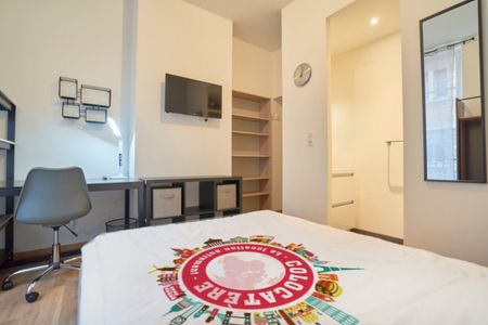 GODINOT Roommate 5 Bedrooms at Reims - Photo 5