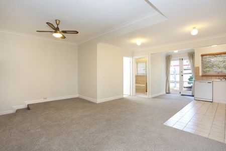 15 Nash Street, Brunswick VIC 3056 - Photo 3