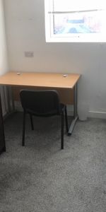 Ensuite Double room 2mins from University of Birmingham - Photo 3