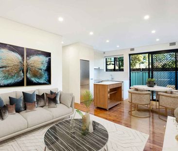 Fully Renovated Parkside Oasis with Private Courtyard & Balcony - Photo 5