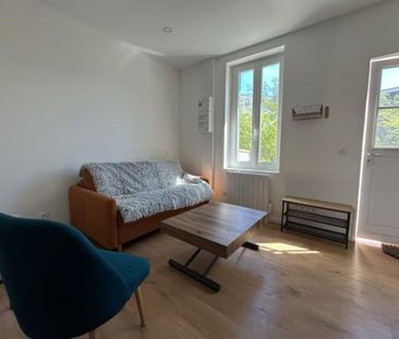 Location Appartement 2 pièces Meublé 28m² LYON 8ème - Photo 1