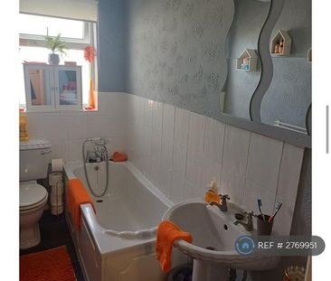 2 bedroom terraced house to rent - Photo 6