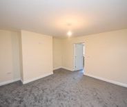 3 bed House - Terraced for Rent - Photo 1