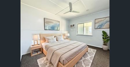 RENOVATED 3 BEDROOM HOME IN MUNDINGBURRA + HUGE BLOCK! - Photo 4