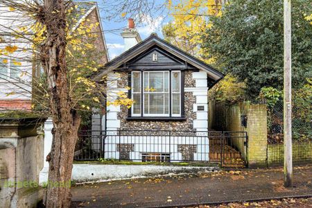 1 bedroom detached house to rent - Photo 4