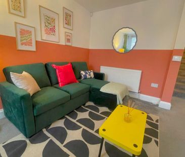 3 bedroom terraced house to rent - Photo 6