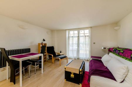 Studio to rent - Photo 2