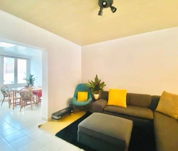 Huis met 2 slaapkamers, achteruitweg en tuin. - Photo 1