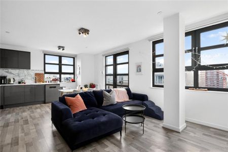 2 bedroom apartment to rent - Photo 2