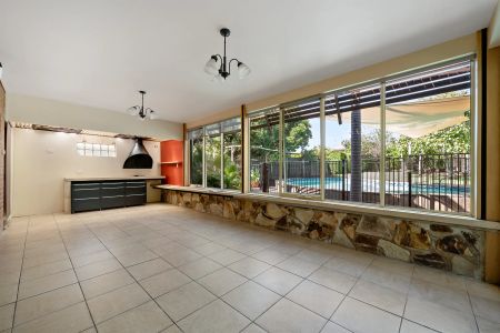 30 Barnes Avenue, Magill. - Photo 3