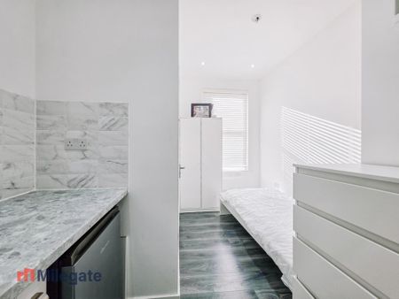 Studio to rent - Photo 5