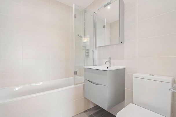 5 bedroom terraced house to rent - Photo 1