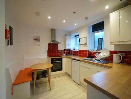 Flat 50 Holyhead Road - Photo 5