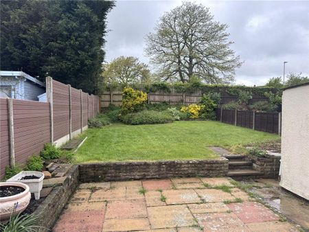 2 bedroom semi-detached house to rent - Photo 4