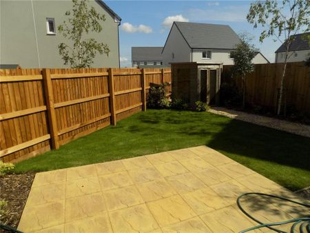 3 bedroom semi-detached house to rent - Photo 5