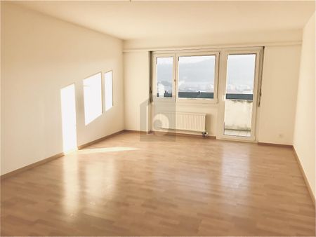 ZENTRAL, GROSSZÜGIG, MIT BALKON - Photo 3