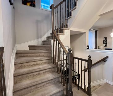 For Lease - 529 Honeylocust Avenue, Kanata, Ontario - Photo 5