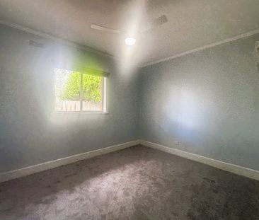 Well-Located Family Home with Spacious Living - Photo 3