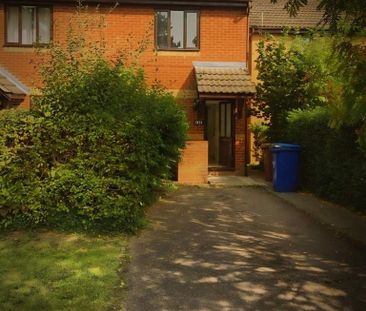2 bedroom semi-detached house to rent - Photo 5